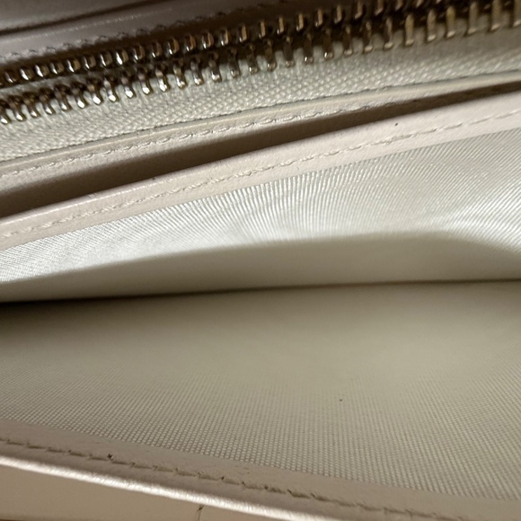 Dior Wallet - Picture 10 of 16